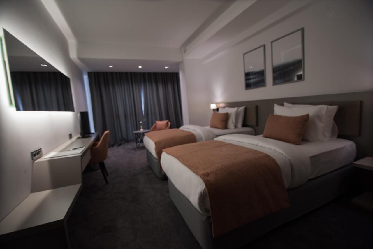 Dovv Hotel Business Gaziemir Extérieur photo